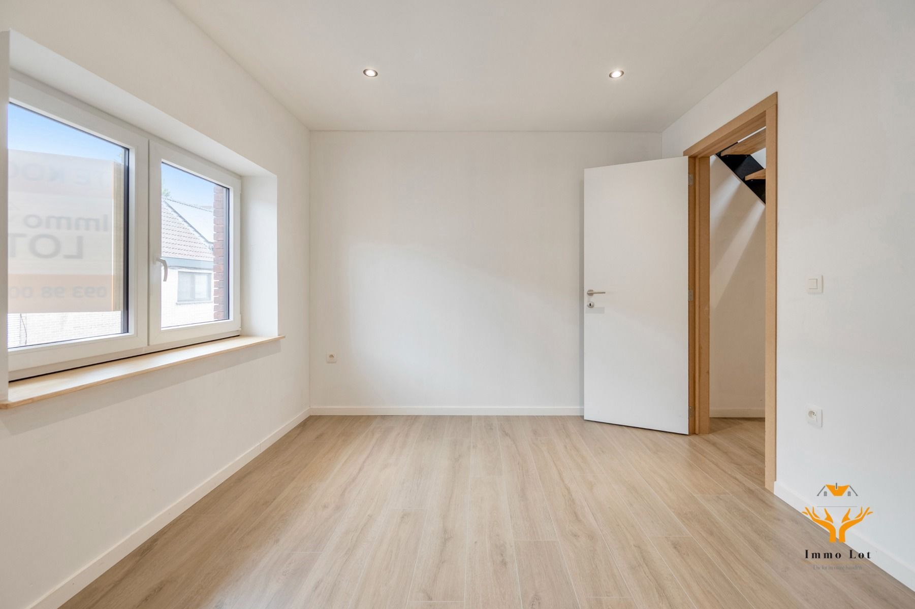 Instapklare woning met 4 slaapkamers en tuin  foto 11