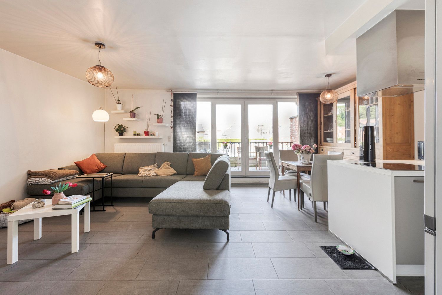 INSTAPKLAAR APPARTEMENT MET TOPLIGGING IN HARTJE VAN DIEST! foto 4