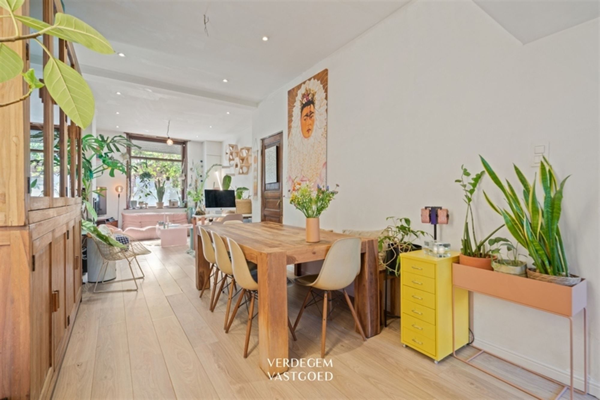 Woning met heerlijke vibe, 3 slaapkamers en stadstuintje foto 4
