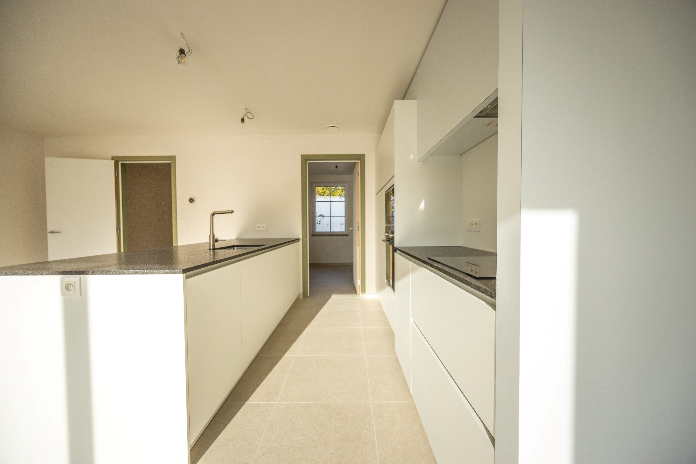 CHARMANTE NIEUWBOUWWONING foto 6