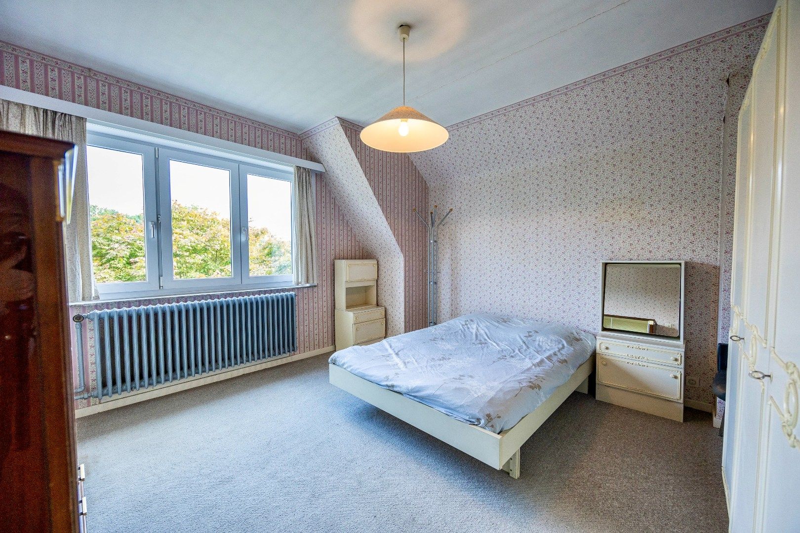 Solide woning met 3 slpks, bureau en tuin op +-10are foto 18