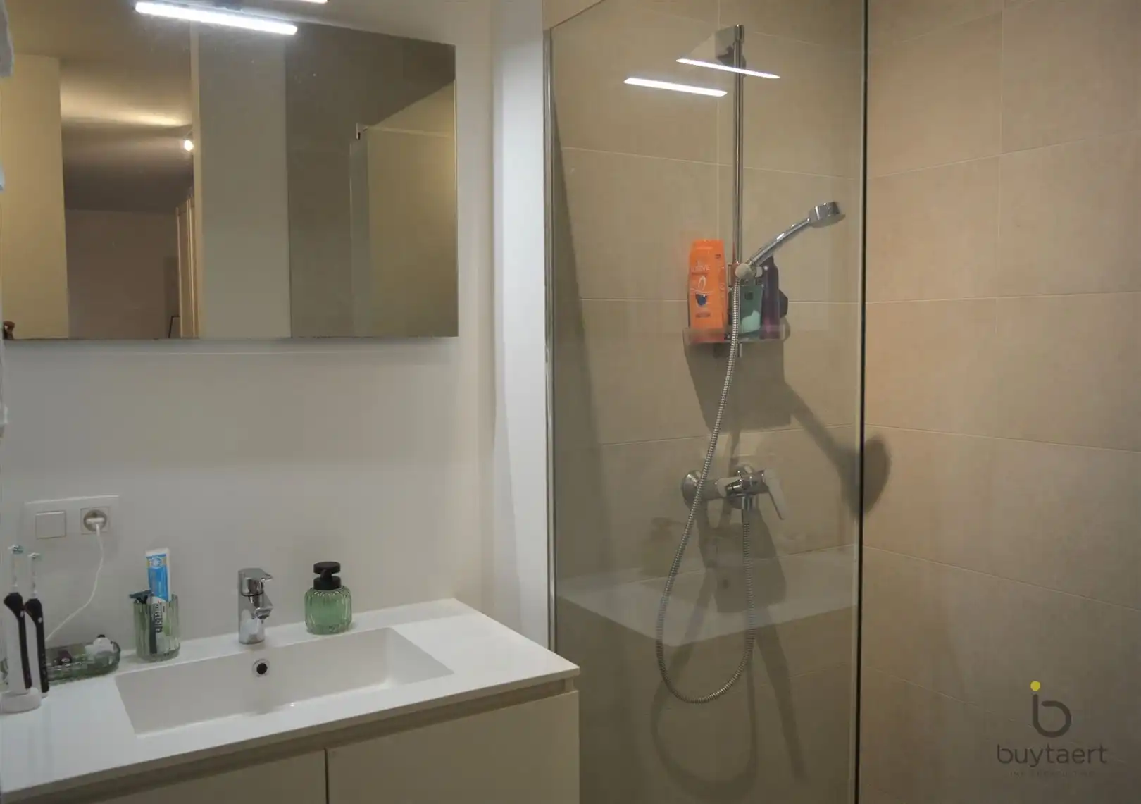 UW THUIS IN DE GEZELLIGE LEVENSSFEER VAN SCHILDE foto 9