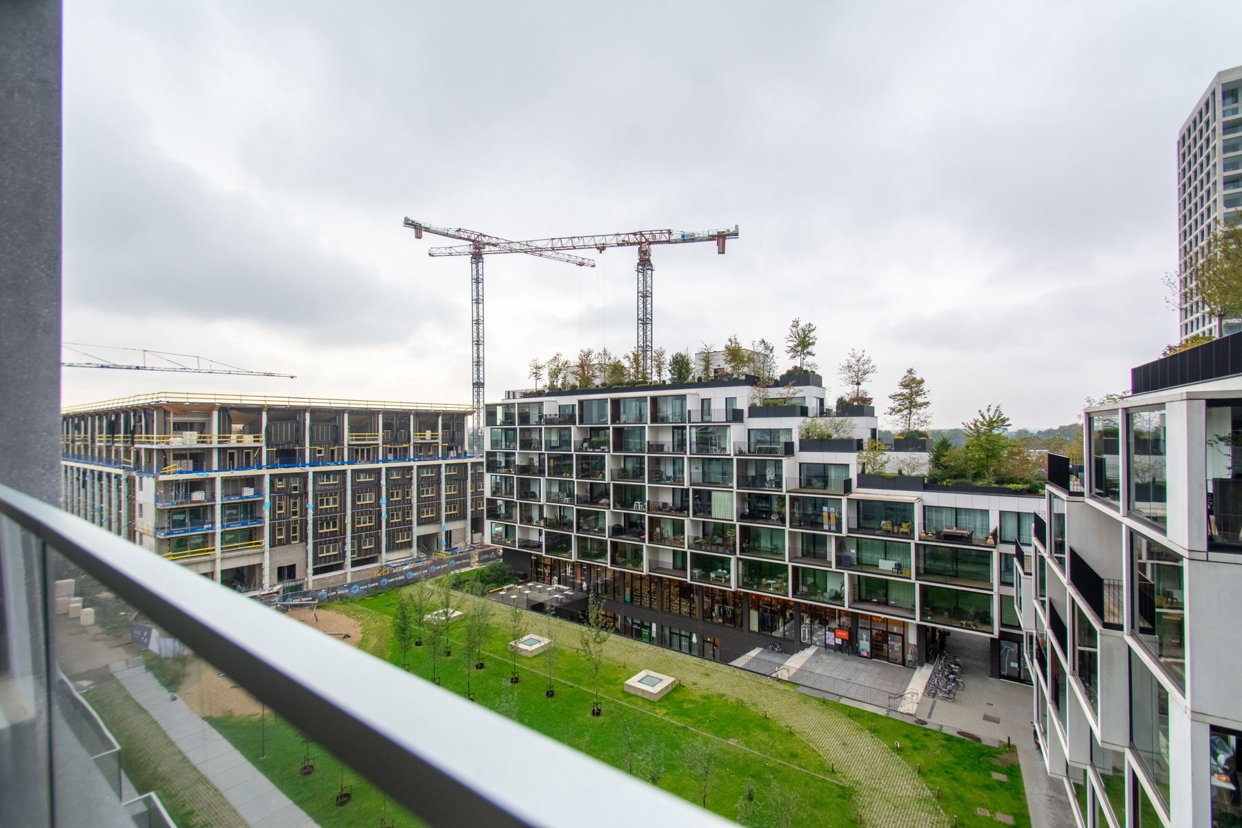 Prachtig 2 slaapkamer appartement met subtiel Scheldezicht foto 5