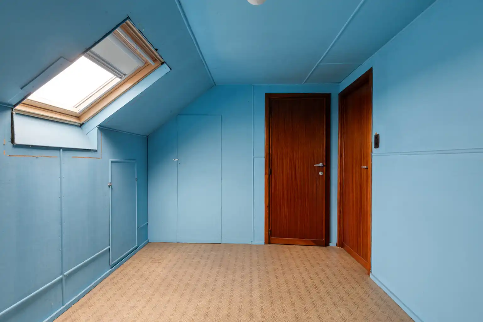 Te moderniseren, charmante tweegevelwoning met tuin foto 14