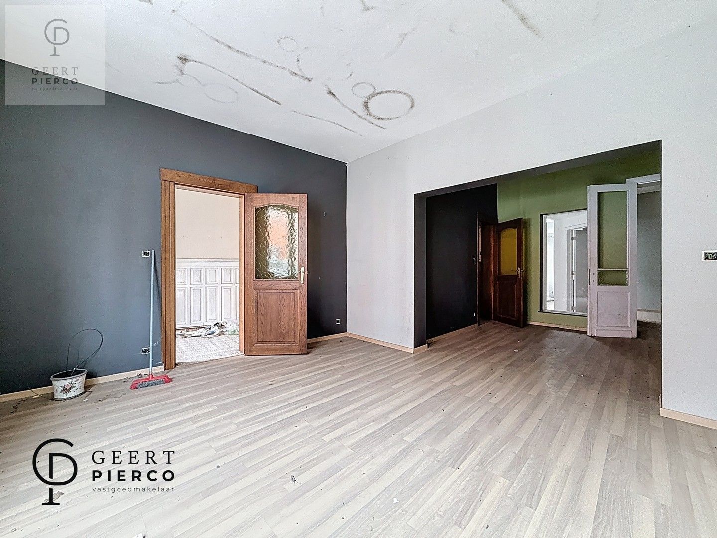 Uniek renovatie- of nieuwbouwproject in hartje Landen foto 6