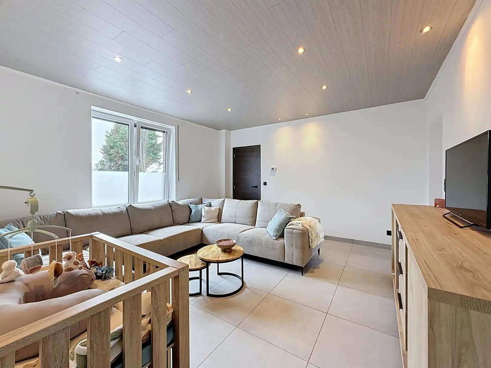 Gerenoveerde woning (2019), 2 slpks, zolder, opp 3a 03ca foto 33