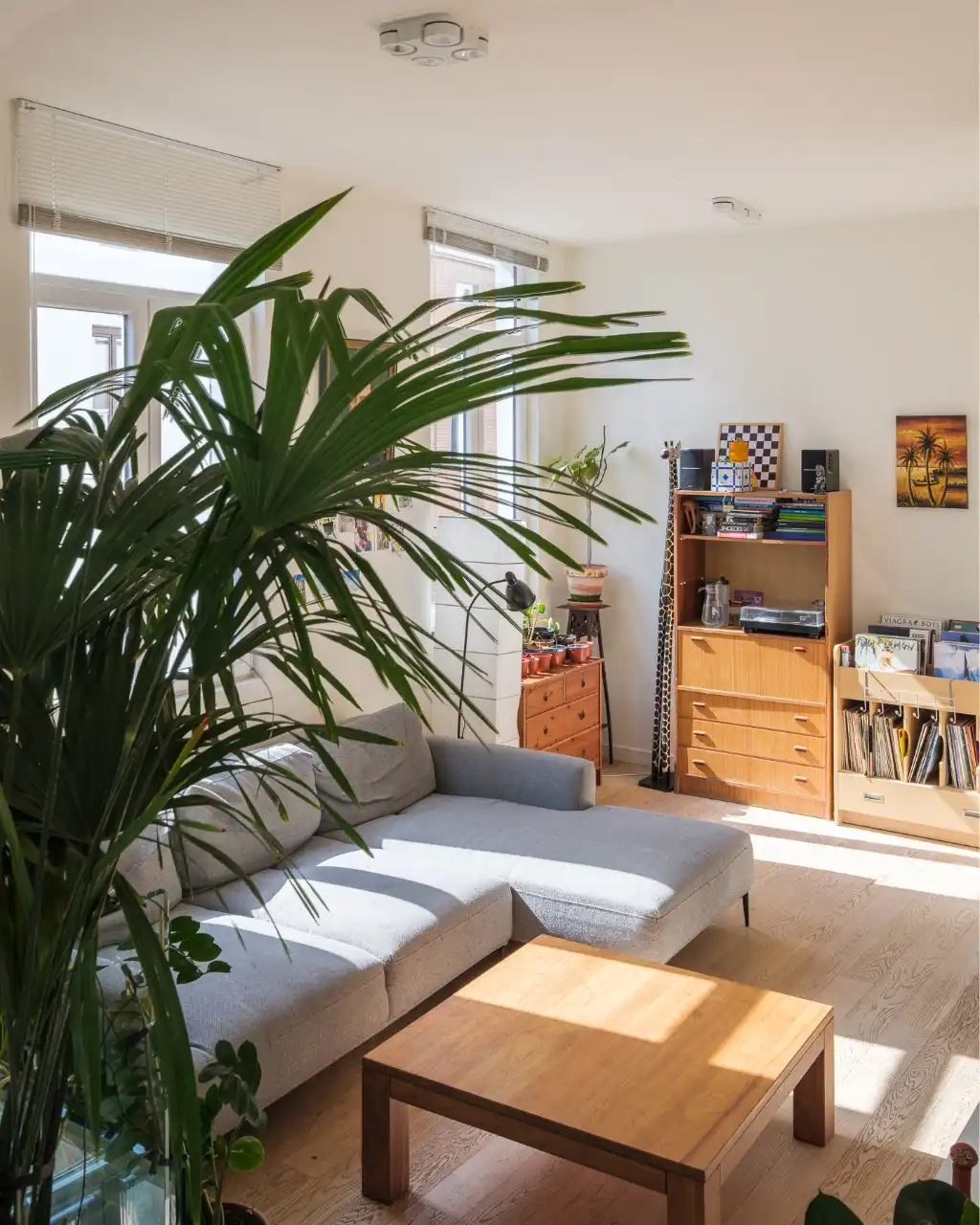 Hoekwoning met aangenaam volumespel, 3 slaapkamers, aparte fietsenberging en twee zongerichte terrassen, gelegen in de omgeving van Portus Ganda. foto 4