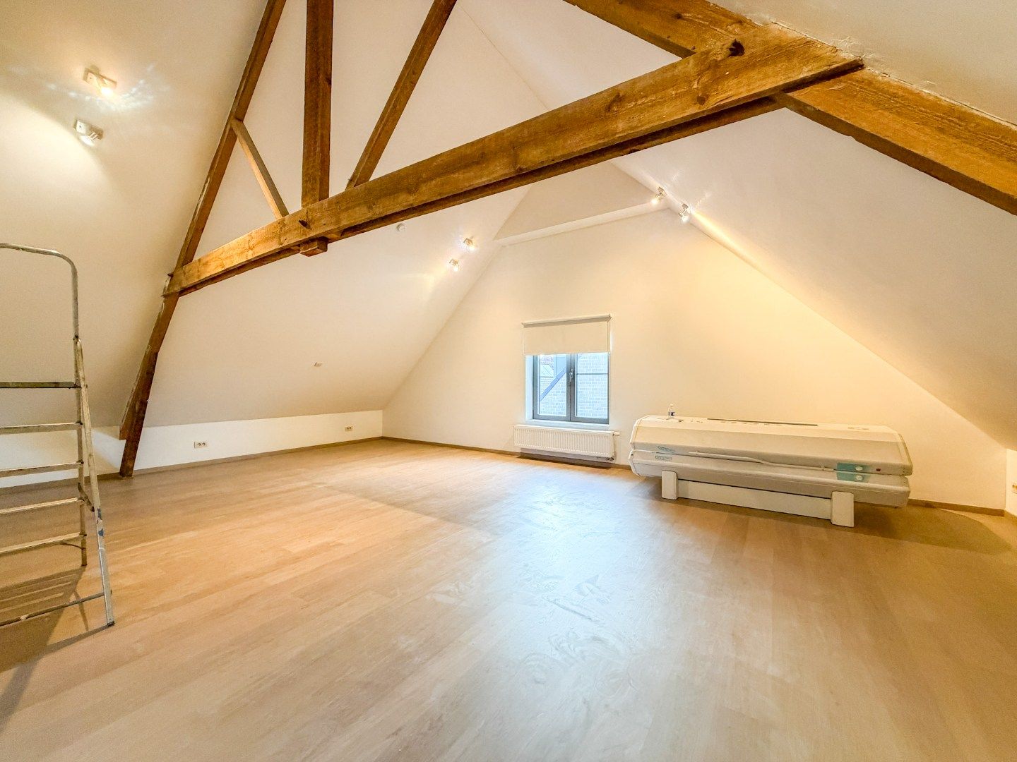 Ruime instapklare woning met tuin, 3 slpk, grote garage/berging (100 m²) te Handzame foto 19