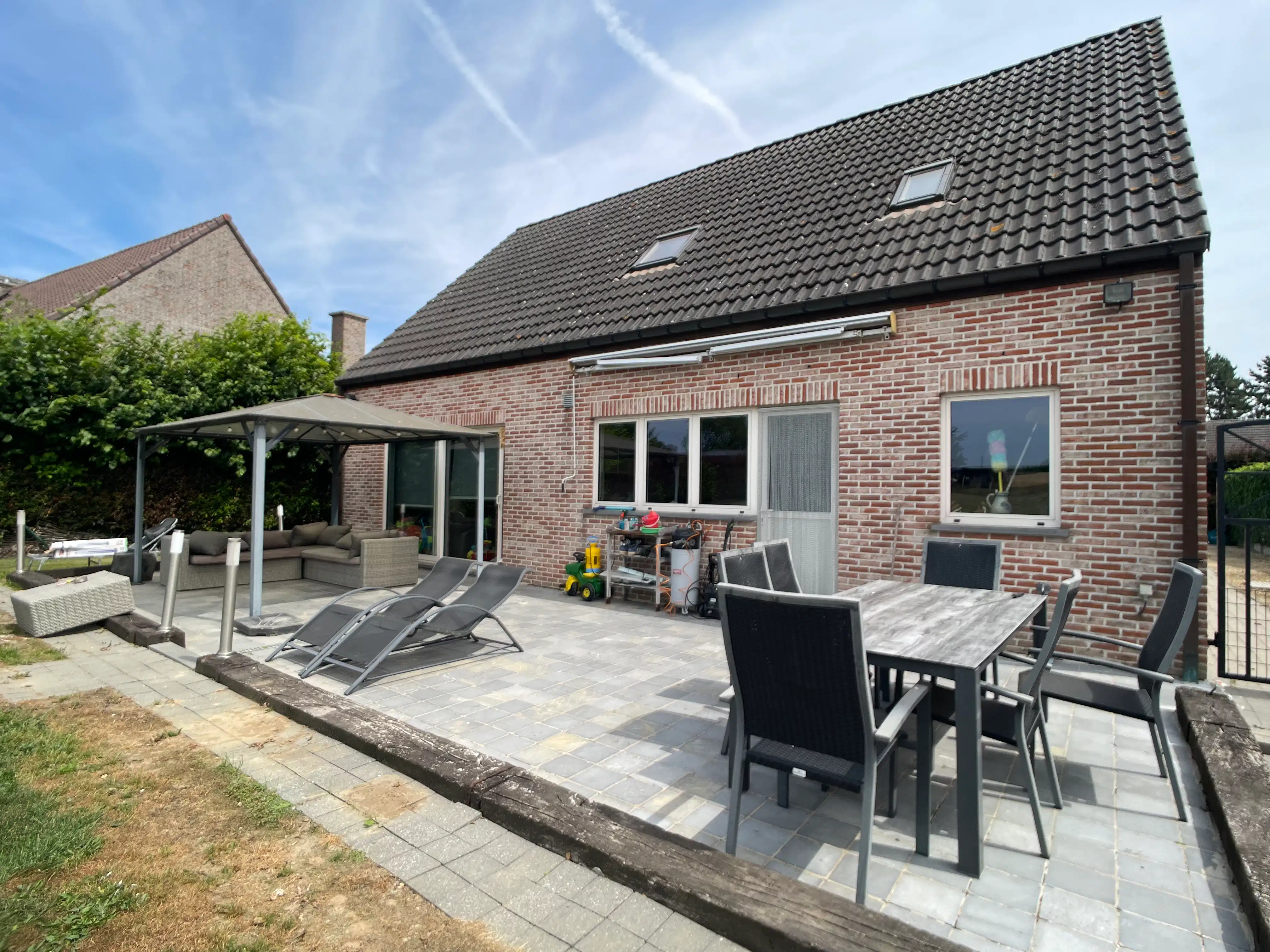 Charmante villa met uitzonderlijke tuin op een perceel van 22a 93ca foto 27