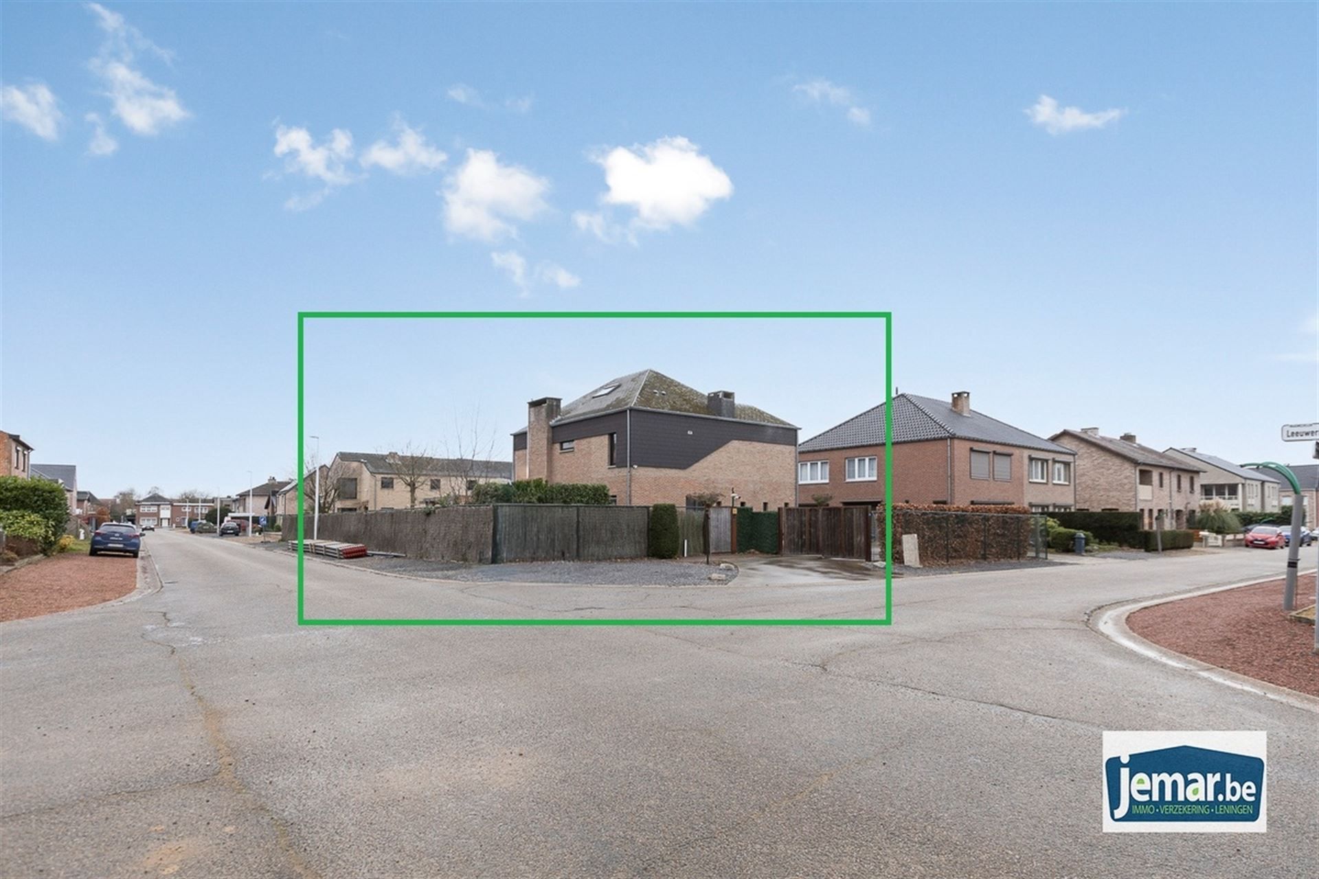 Huis foto {{pictureIndex}}