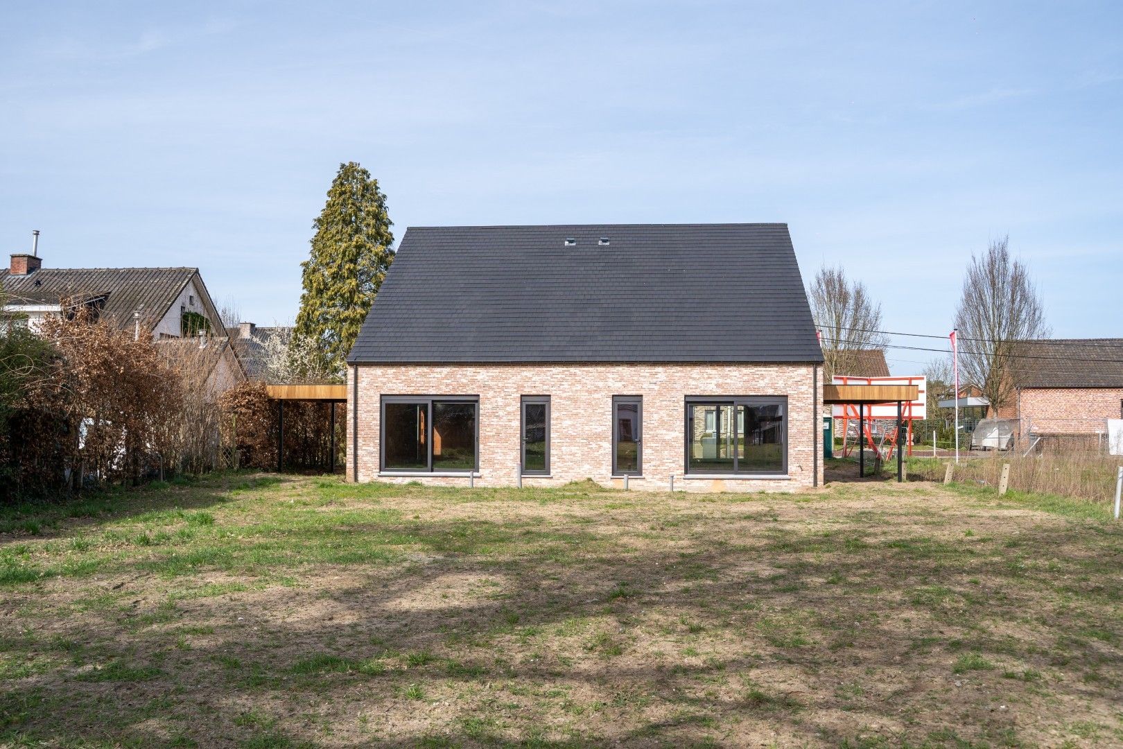 Energiezuinige halfopen bebouwing met zuid gerichte tuin foto 8