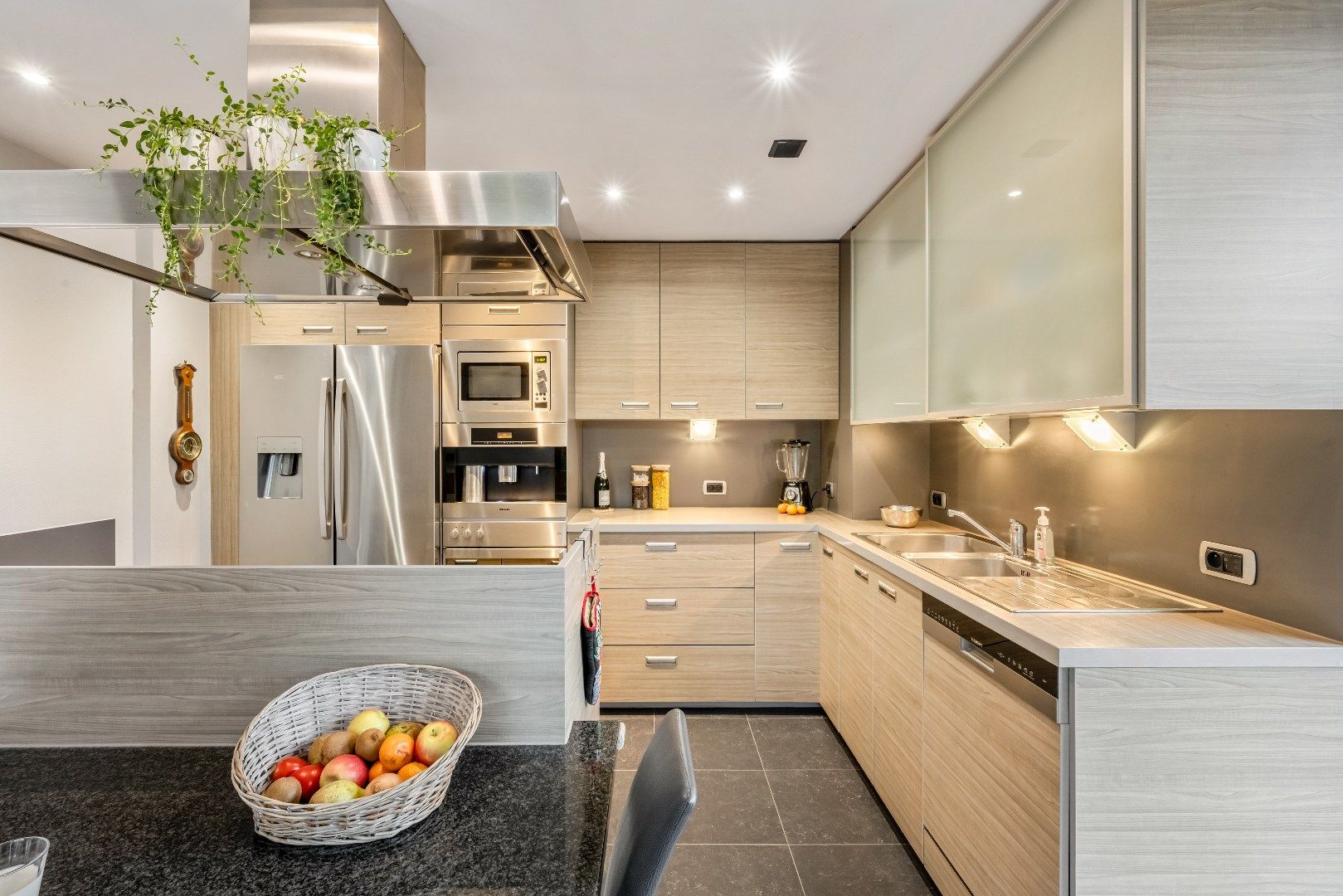 Villa met 115m² ondernemingsruimte! foto 12