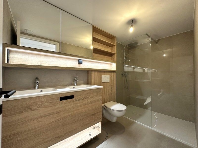 Instapklare woning op een centrale ligging in Sint-Niklaas foto 12