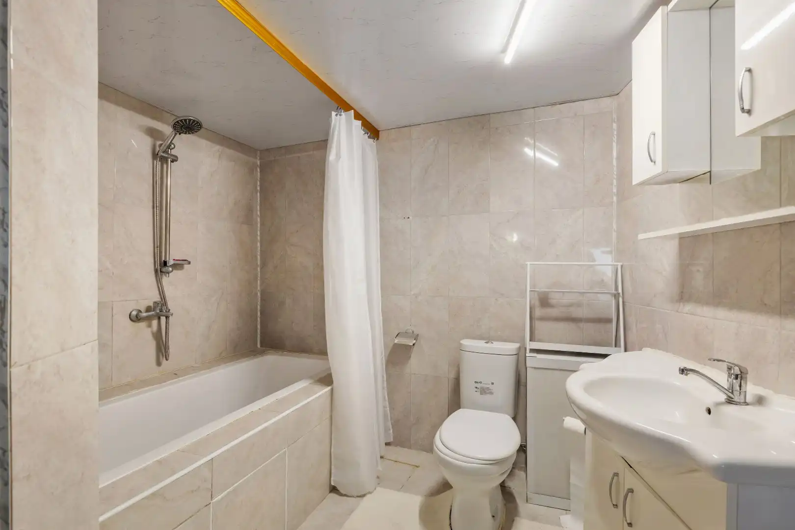 Instapklare 3-slpk starterswoning in centrum  foto 8