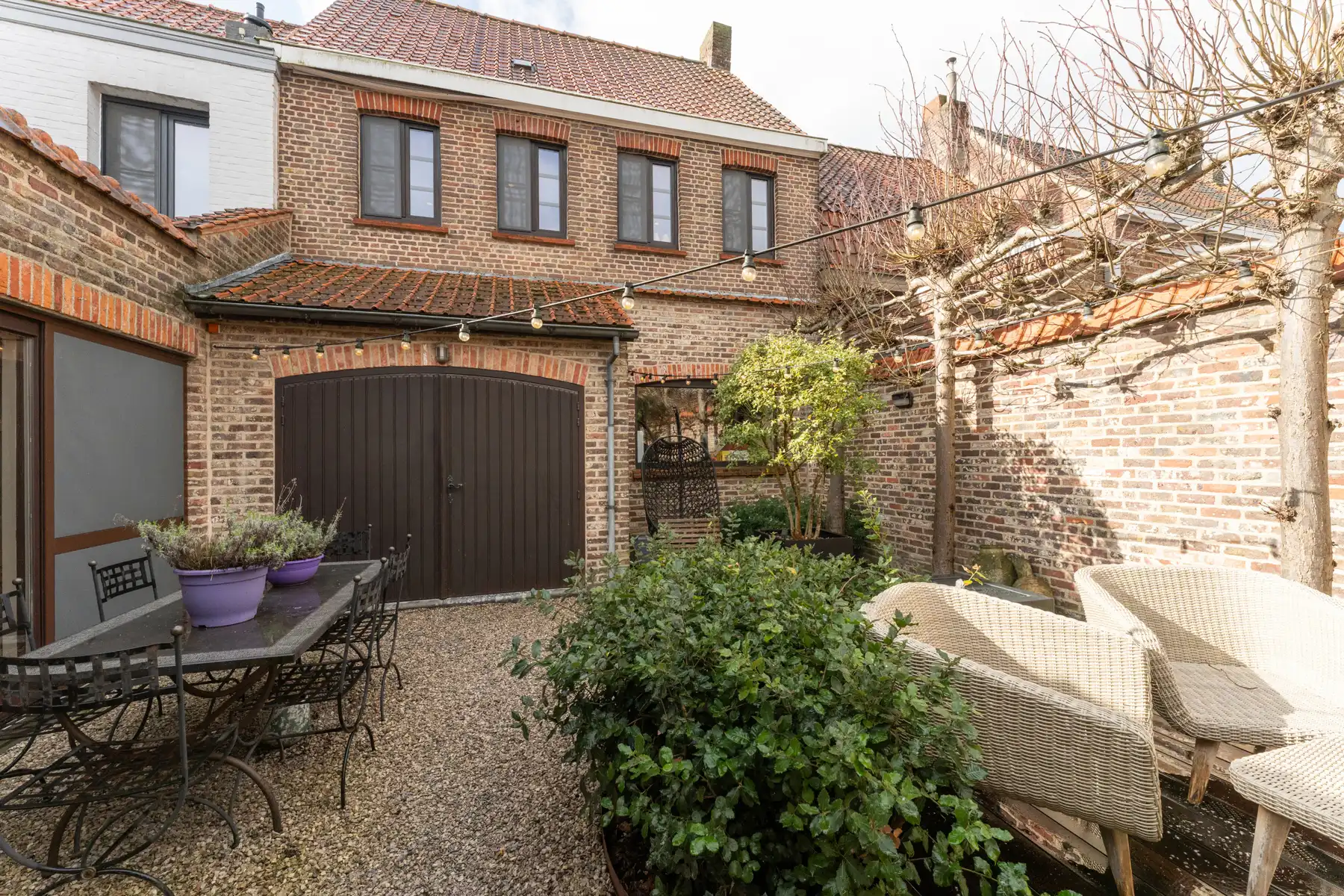 Charmante gerenoveerde woning met 3 slpk en 2 garages  foto 24