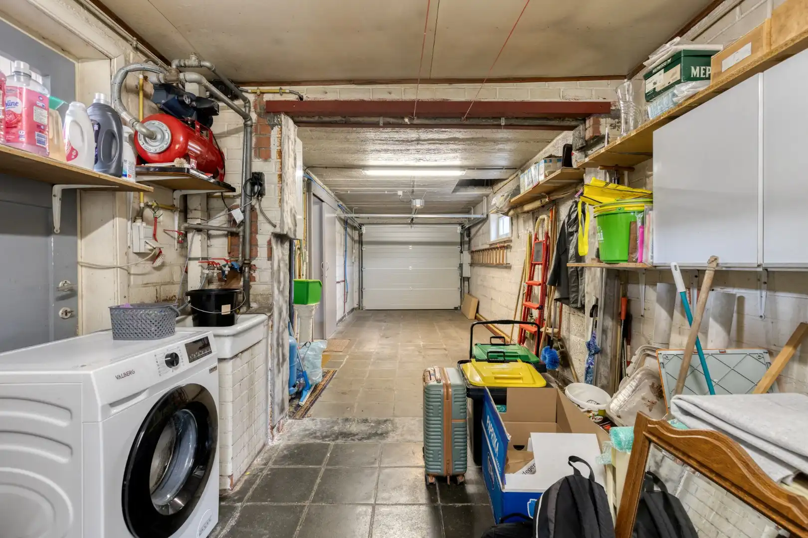 Rustig gelegen halfopen bebouwing met renovatiepotentieel op toplocatie in Sint-Eloois-Winkel, 3 slaapkamers foto 12