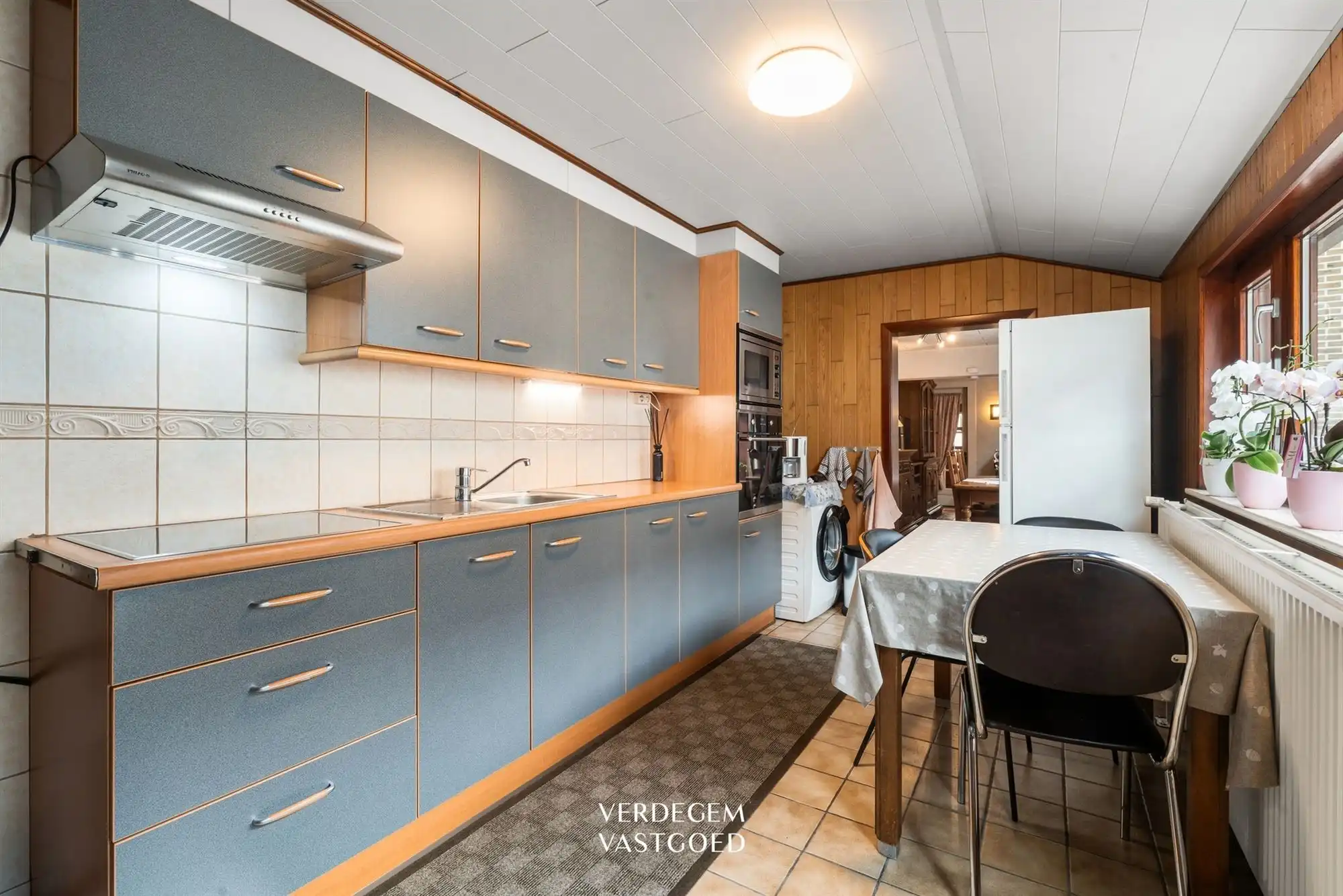 Charmant en centraal wonen, 3 slaapkamers, oprit en fijne tuin foto 5