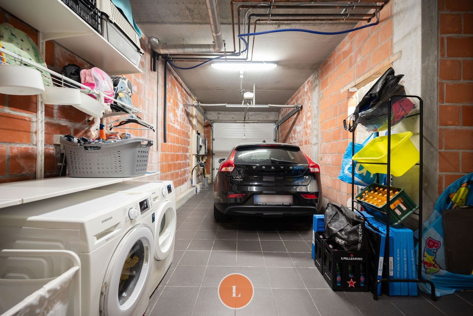 Recente halfopen woning met 3 slaapkamers en garage foto 17