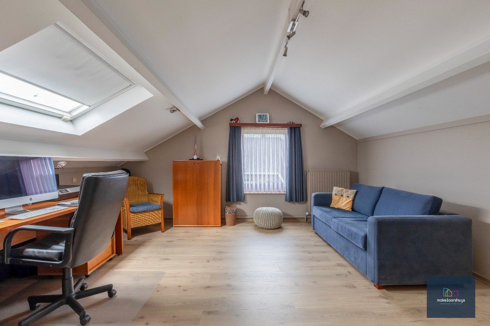 Stijlvolle HOB met 4 slpkamers, bureau en dubbele garage.  foto 11