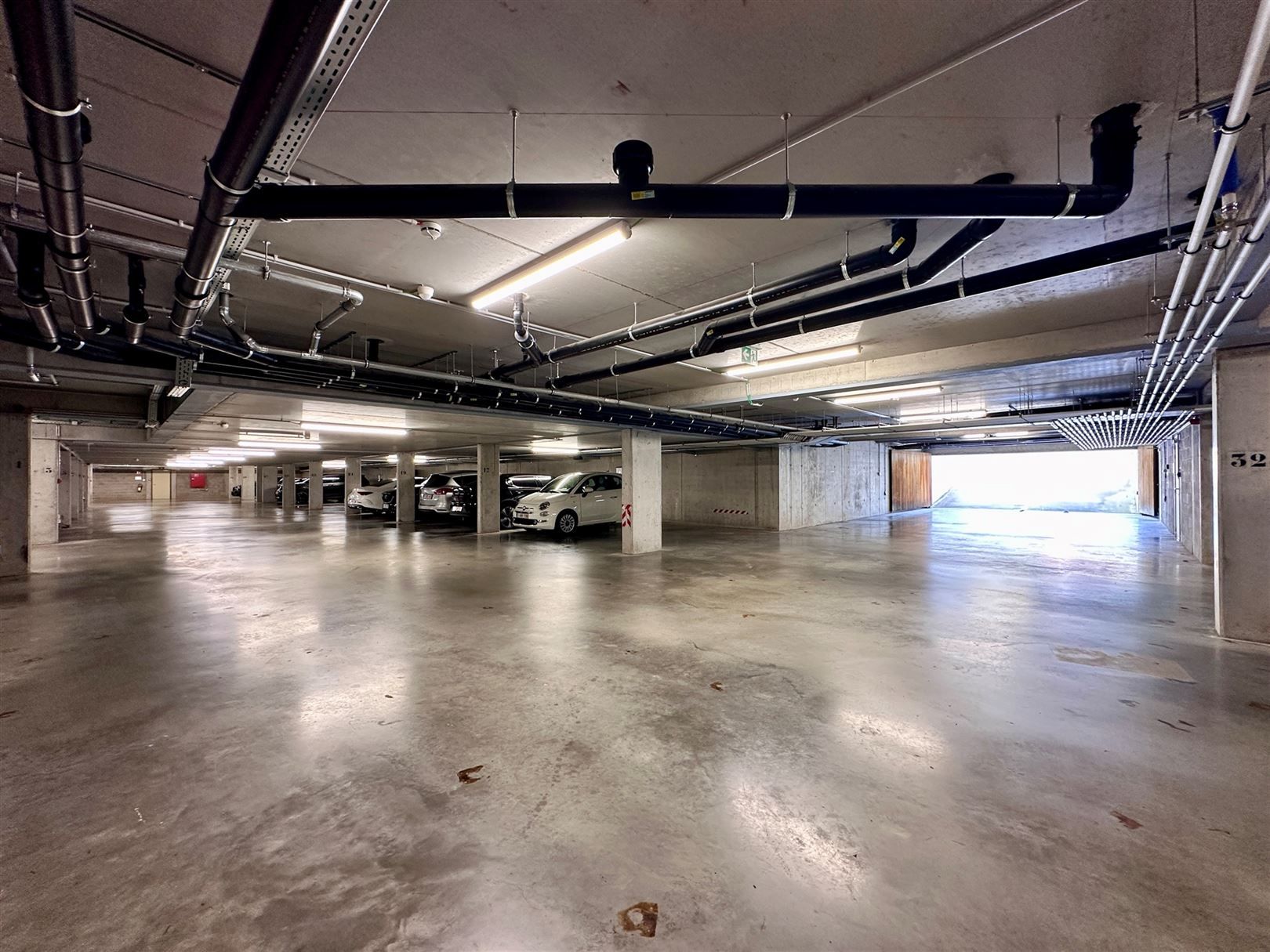 Parking/Garagebox foto 5