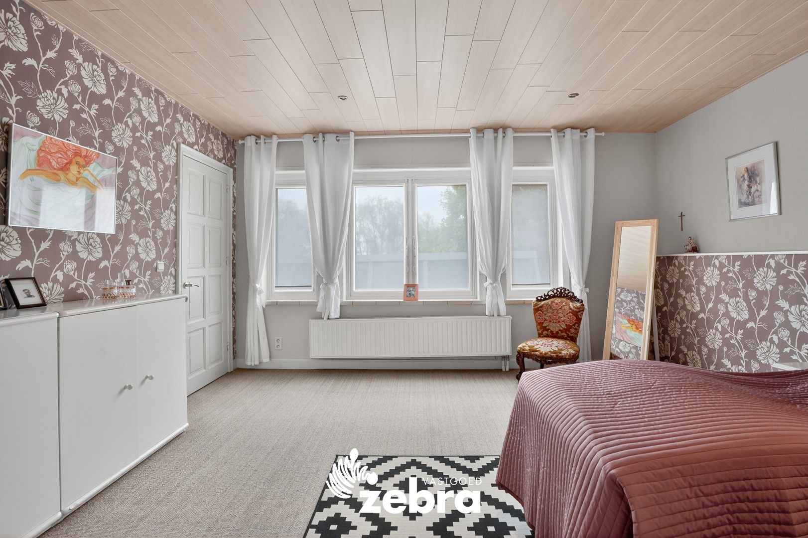 Unieke burgemeesterswoning met authentieke charme, 6 slaapkamers en grote tuin nabij IJzer te Roesbrugge! foto 36