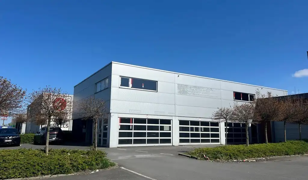 Industrieel terrein te huur Oosterzelesteenweg 7 - - 9230 Wetteren