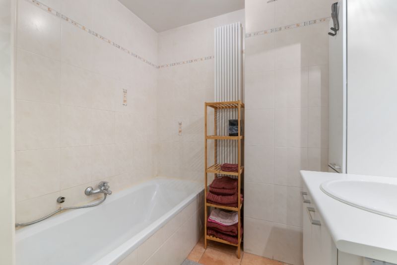 Instapklaar gelijkvloers 1 slaapkamer appartement! foto 8