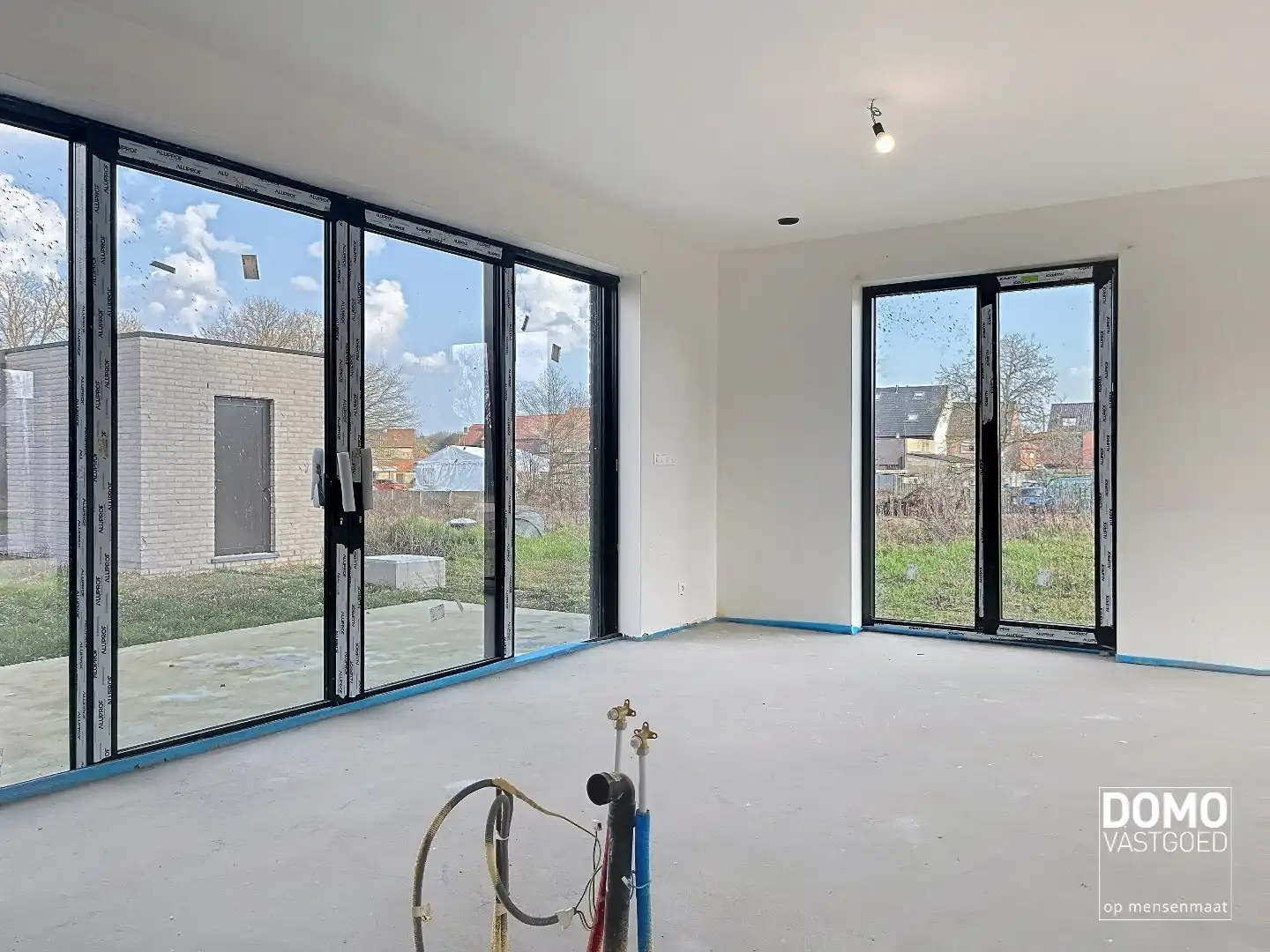 MODERNE NIEUWBOUWWONING CASCO PLUS MET 3 SLAAPKAMERS foto 9