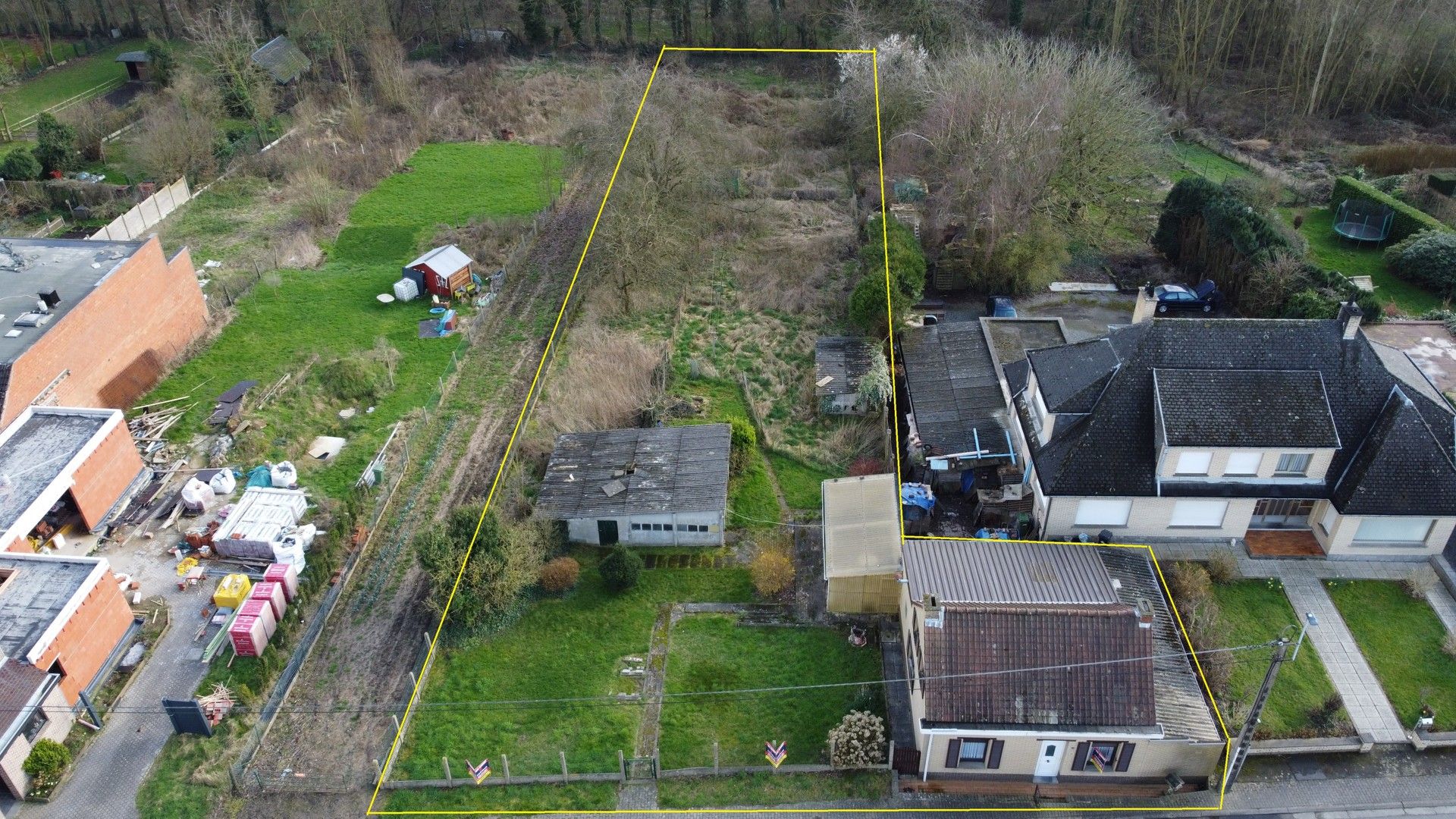 Uniek en zeer landelijk gelegen perceel bouwgrond voor open-bebouwing te Haaltert-Kerksken, Rijstraat foto 2