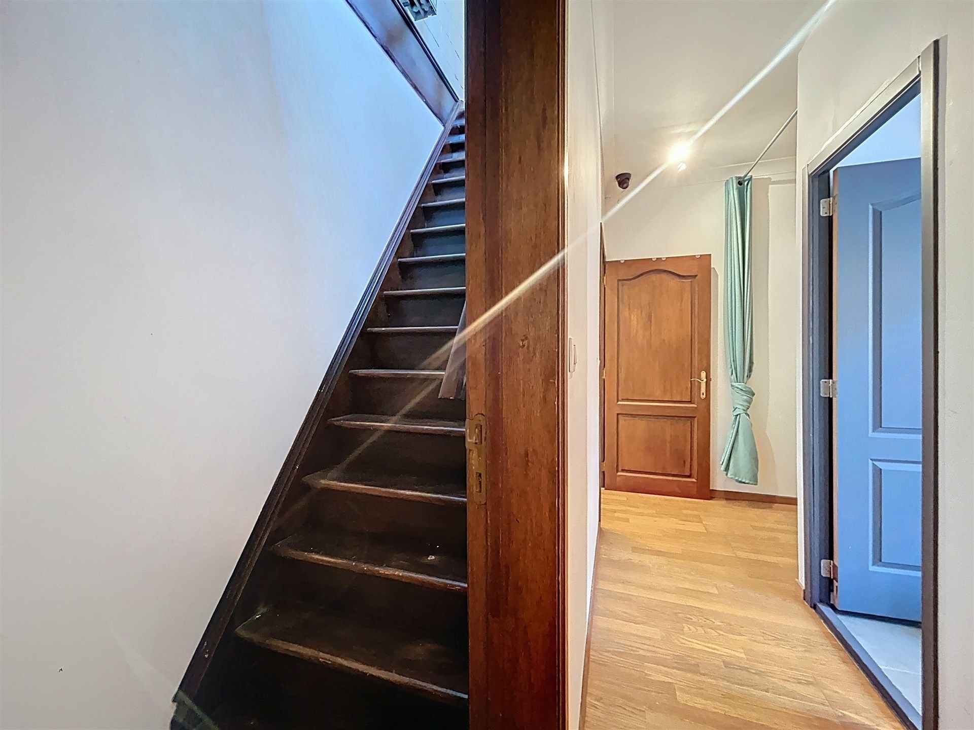 Half open bebouwing met 3 slp en 3 garages  foto 12