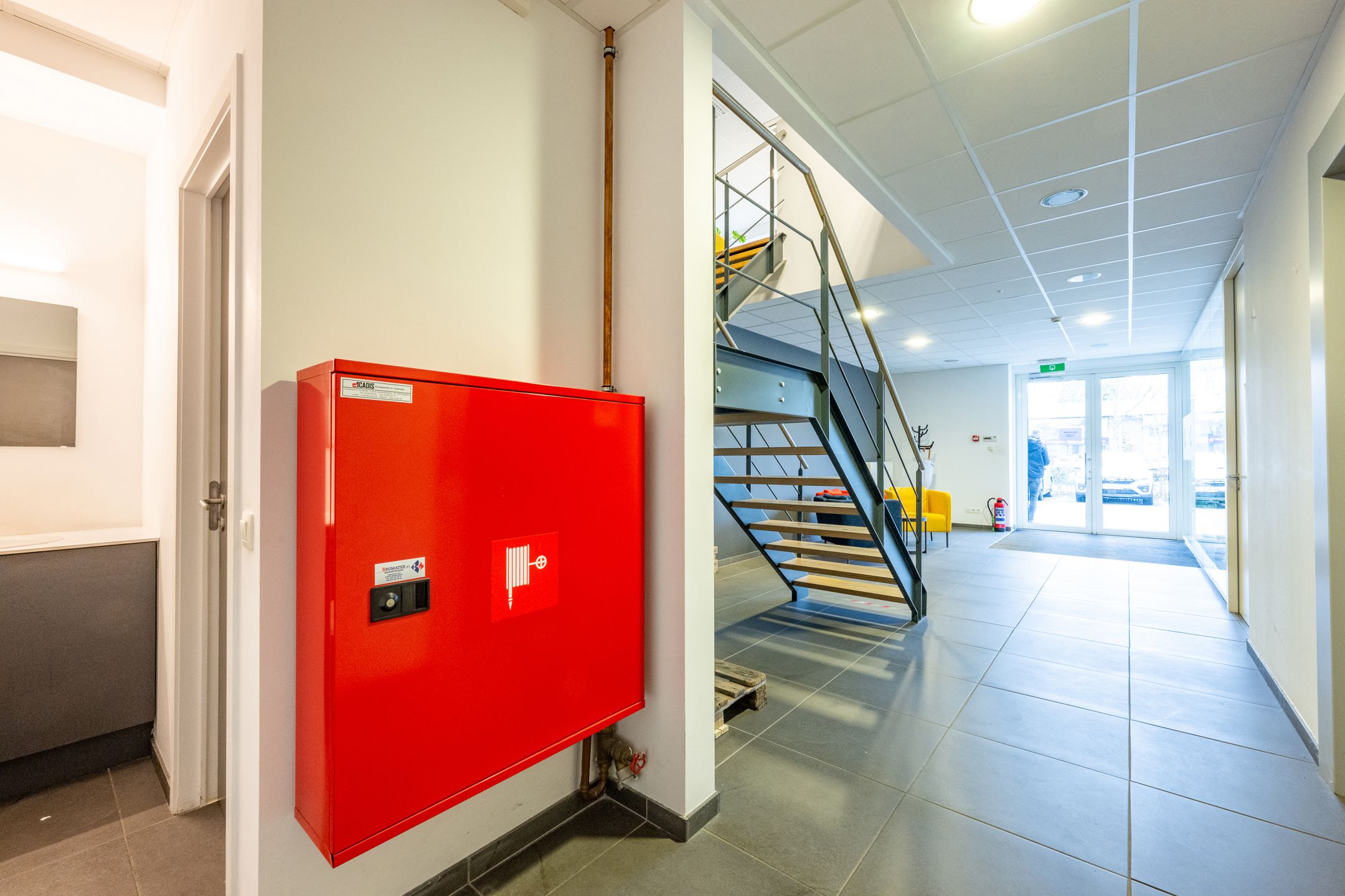 KANTOOR TE HUUR OP UITSTEKENDE LIGGING IN KAPELLEN – STARRENHOFLAAN 44 foto 22