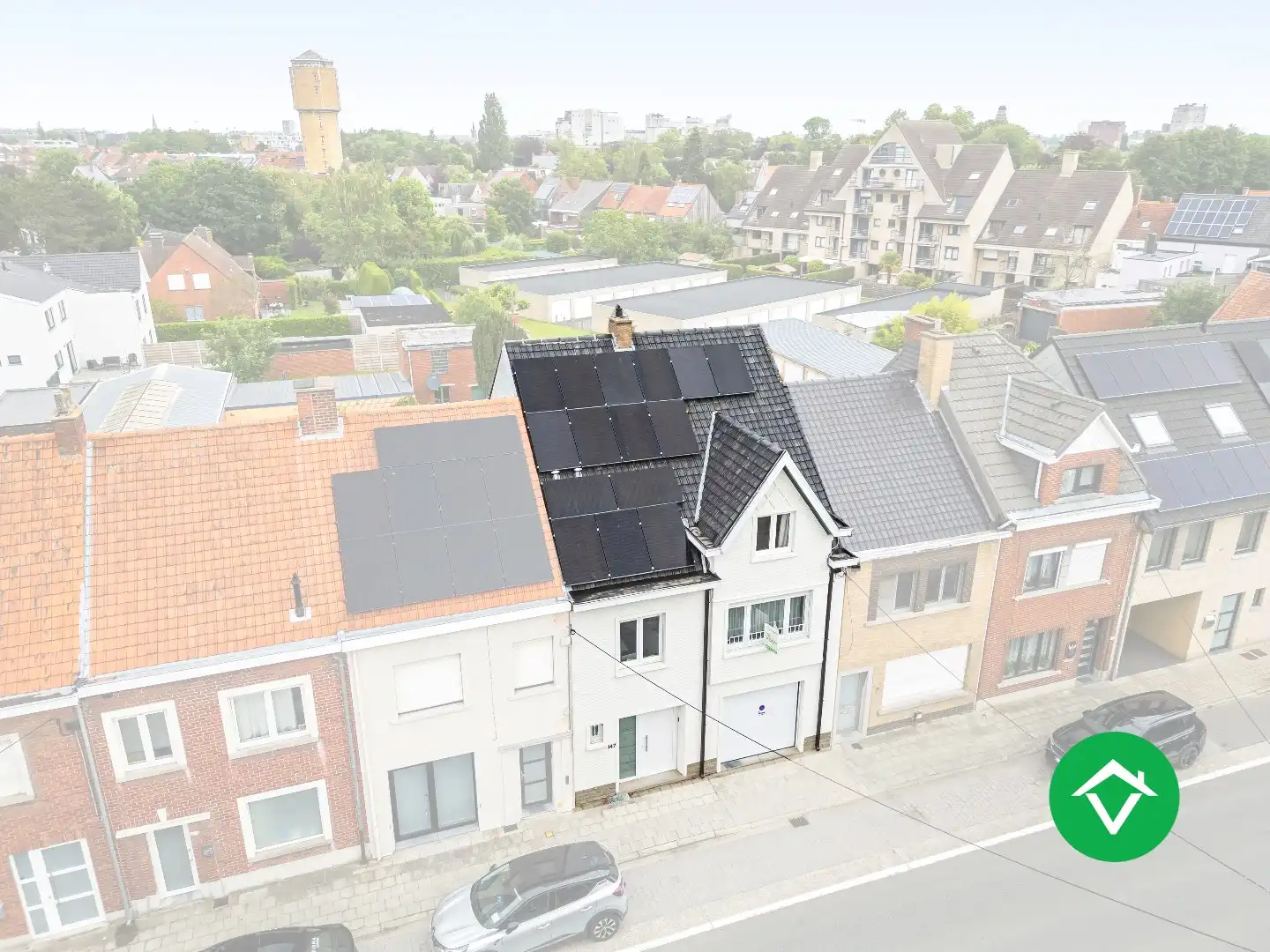 Ruime, instapklare woning met 5 slaapkamers, tuin en garage te Roeselare foto 27
