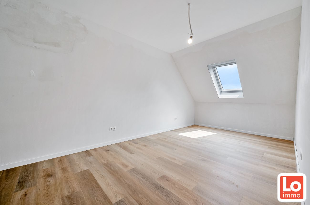 Prachtig ruim appartement (+/-133m²) met 3 slpks en ruim zuid-gericht terras foto 7