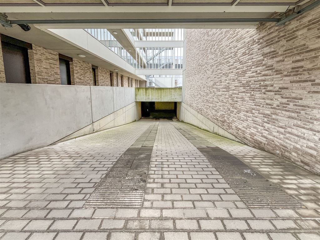Ondergrondse staanplaats in centrum Herent! foto 5