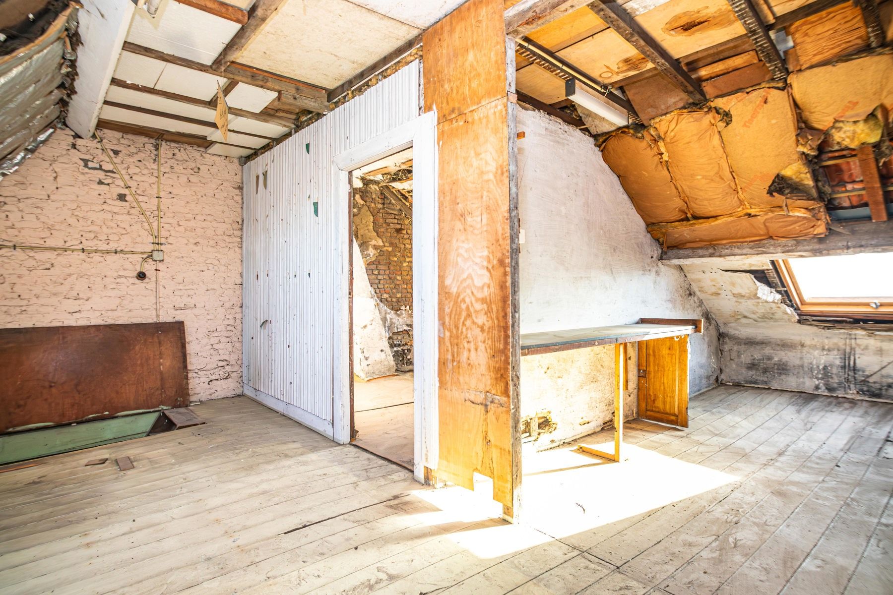 Renovatieproject op ruim perceel foto 25