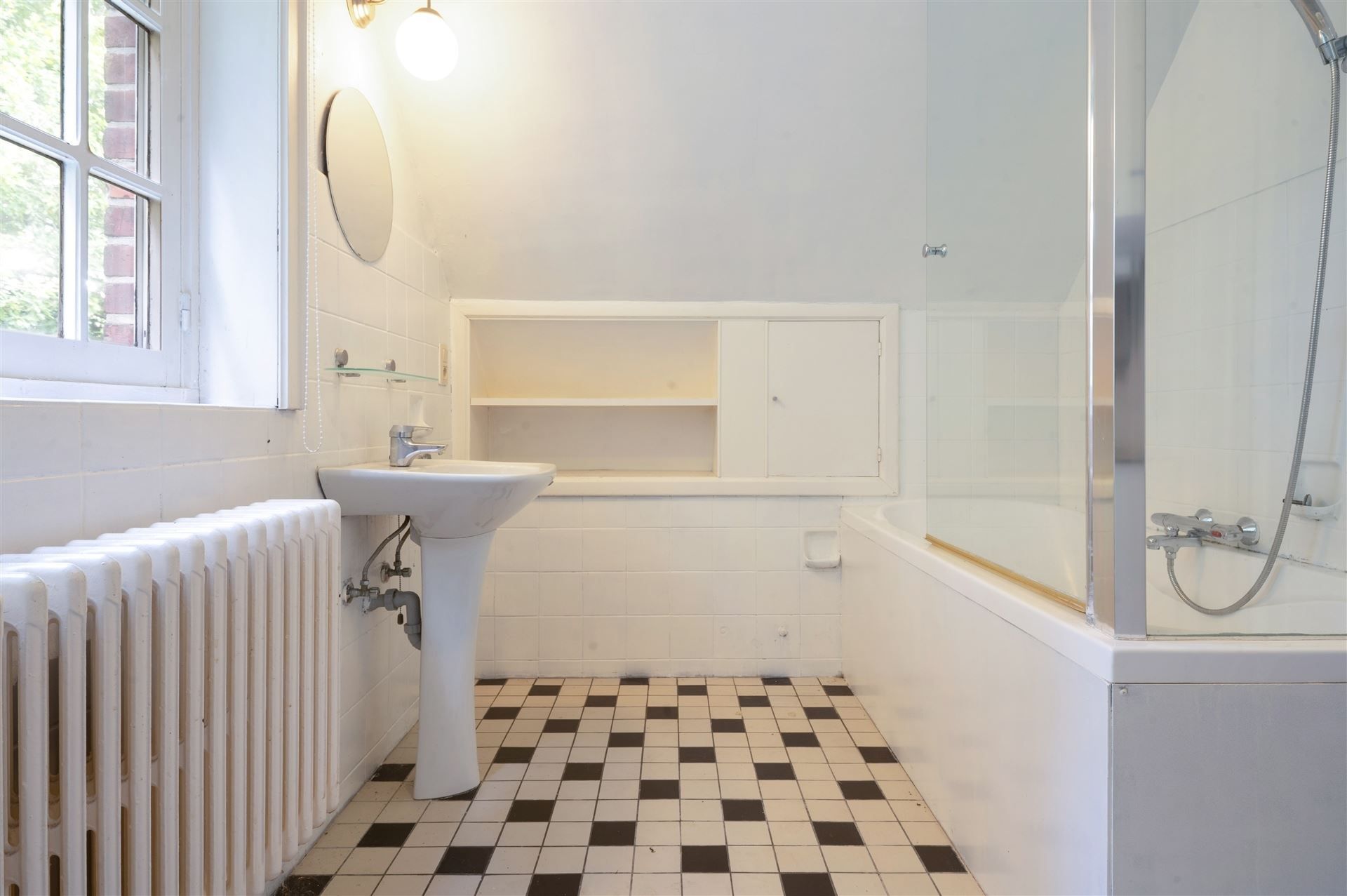 Villa met potentieel in groene oase foto 9