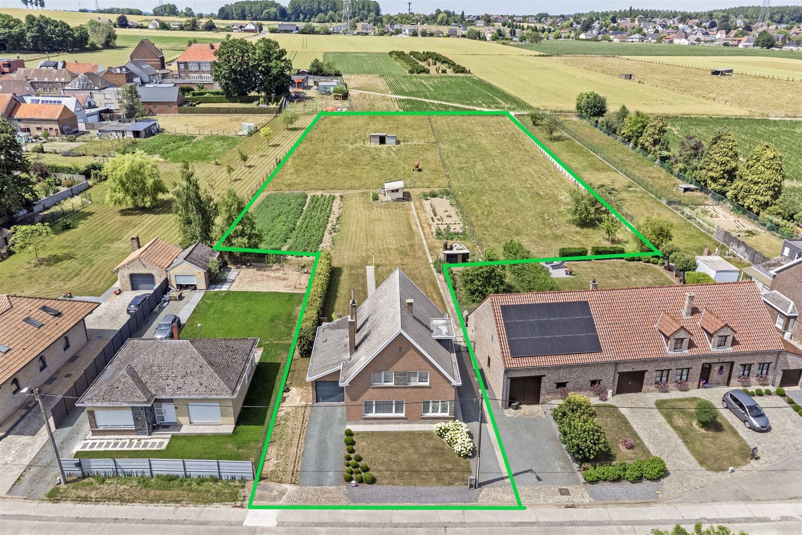 4-gevel woning te koop op 67 are  foto 3