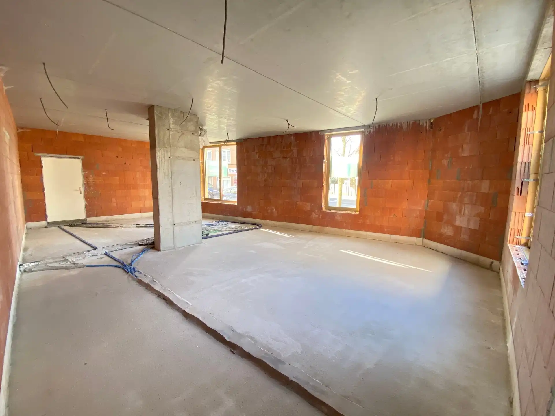 Casco handelspand met autostaanplaats foto 5