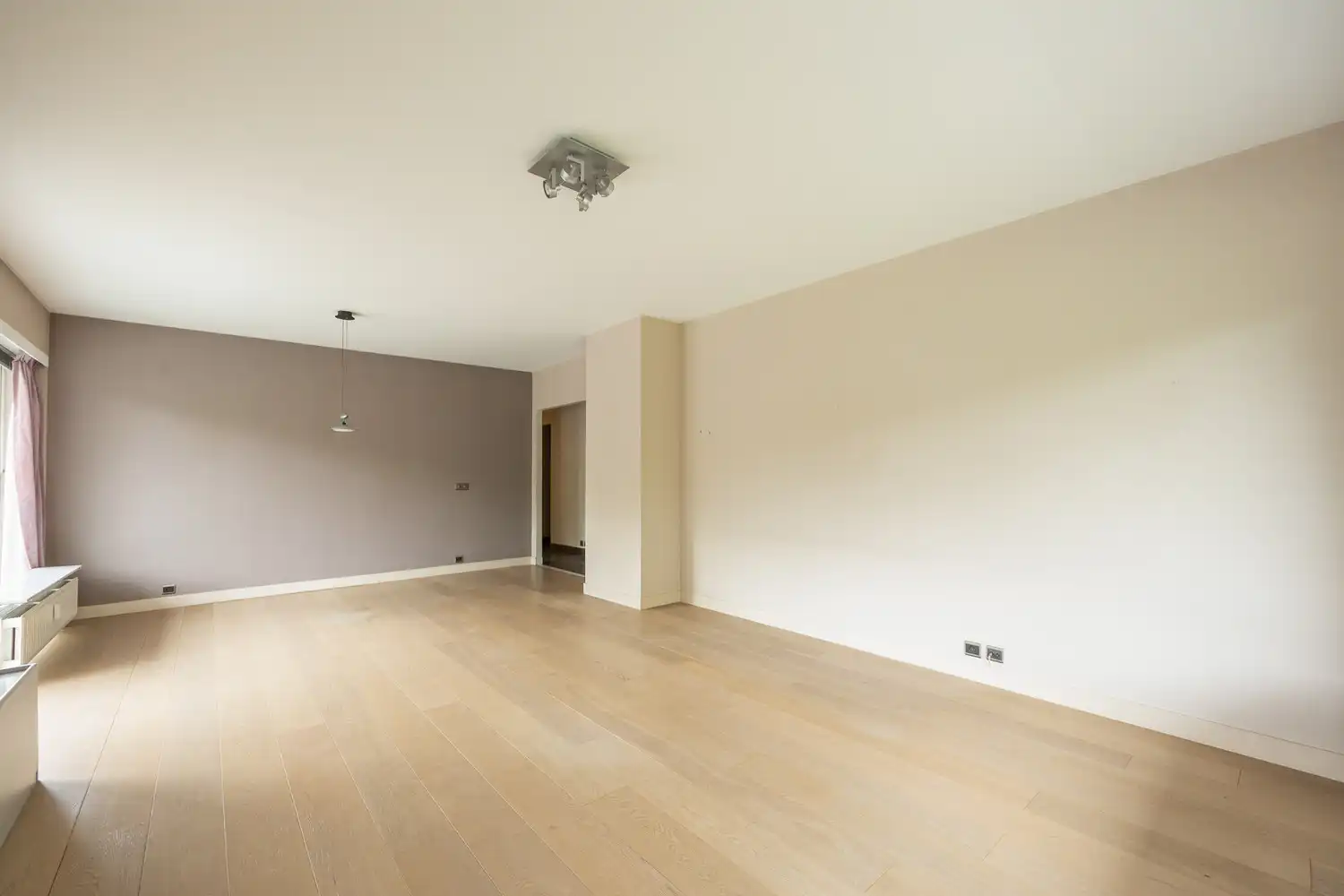 IN OPTIE: kevin@wellimmo.net voor meer info! Energiezuinig (EPC B) hoekappartement met uitzonderlijke lichtinval en riant terras te Berchem foto 4