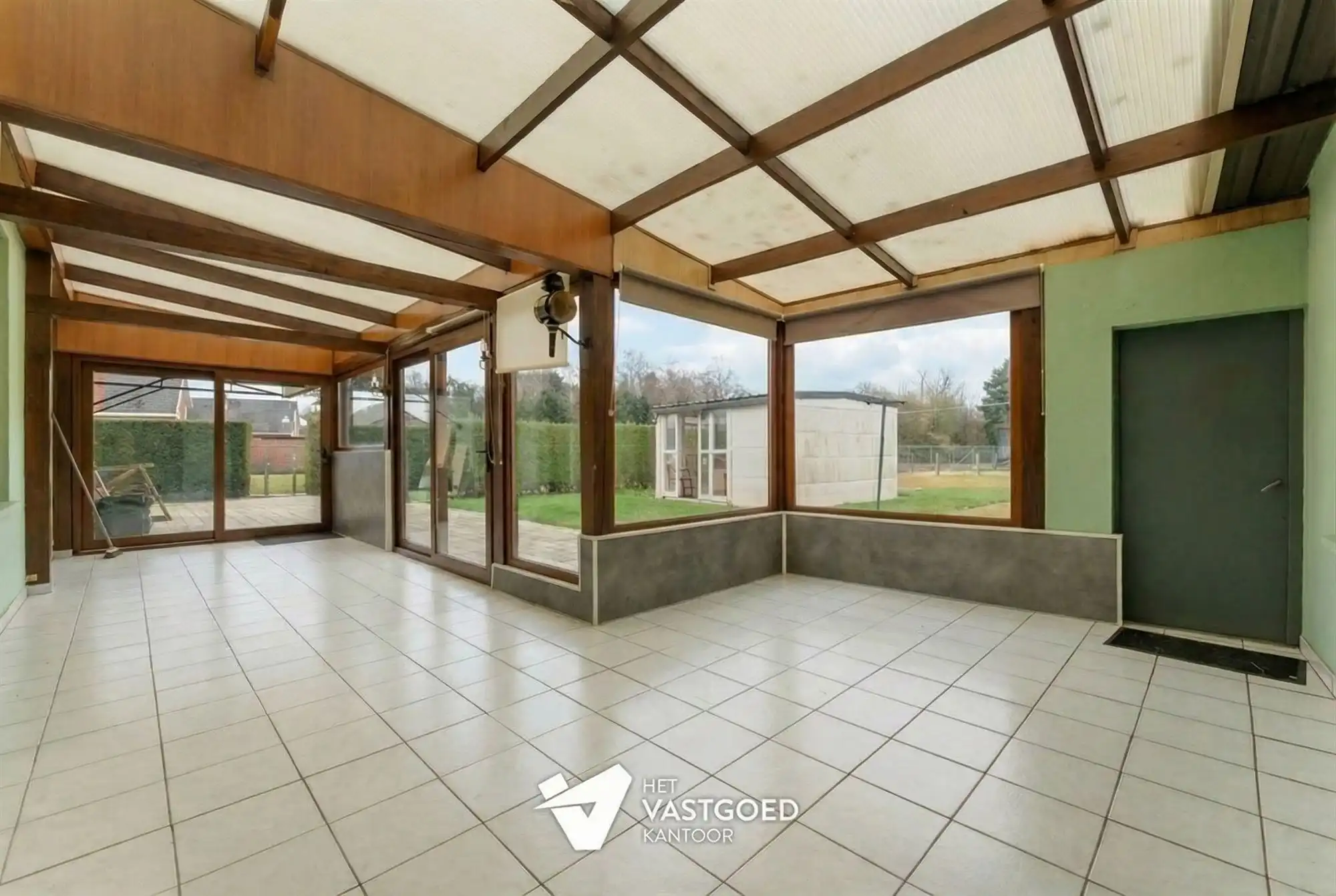 WONING MET VEEL POTENTIEEL OP GUNSTIG GEORIËNTEERD PERCEEL VAN MAAR LIEFST 20 ARE foto 9