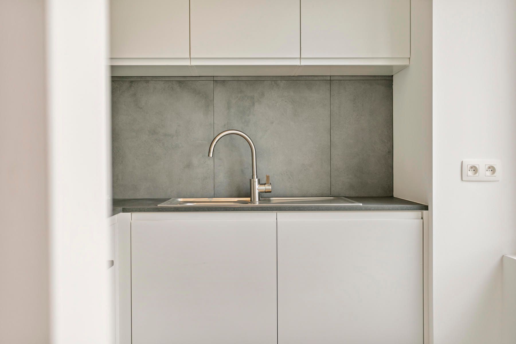 Recent gerenoveerd appartement nabij Zuidpark - Te huur foto 4