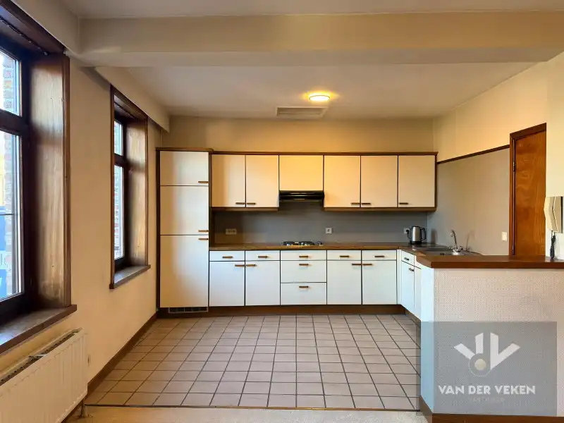 2 slaapkamer appartement in centrum van Zonhoven. foto 2