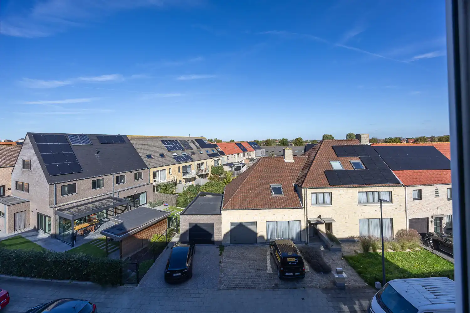 2-slaapkamer appartement met ruim terras foto 5