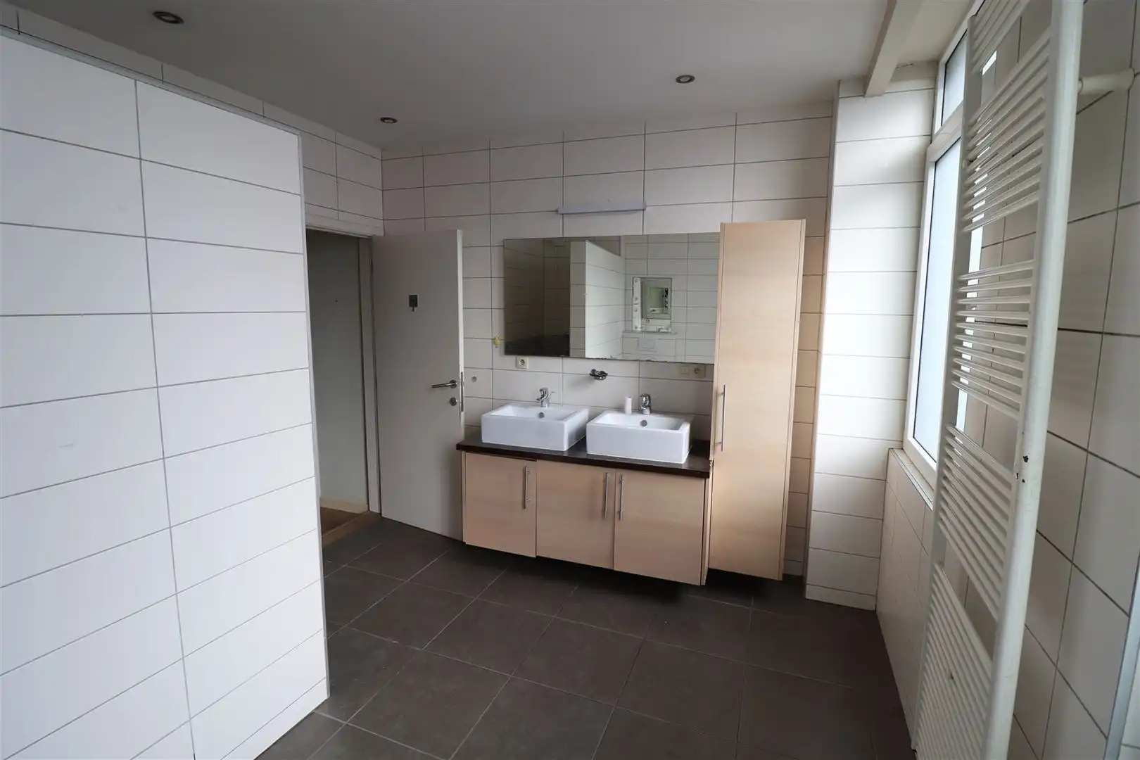 Woning met 4 slaapkamers en inpandige garage in de Seefhoek foto 9