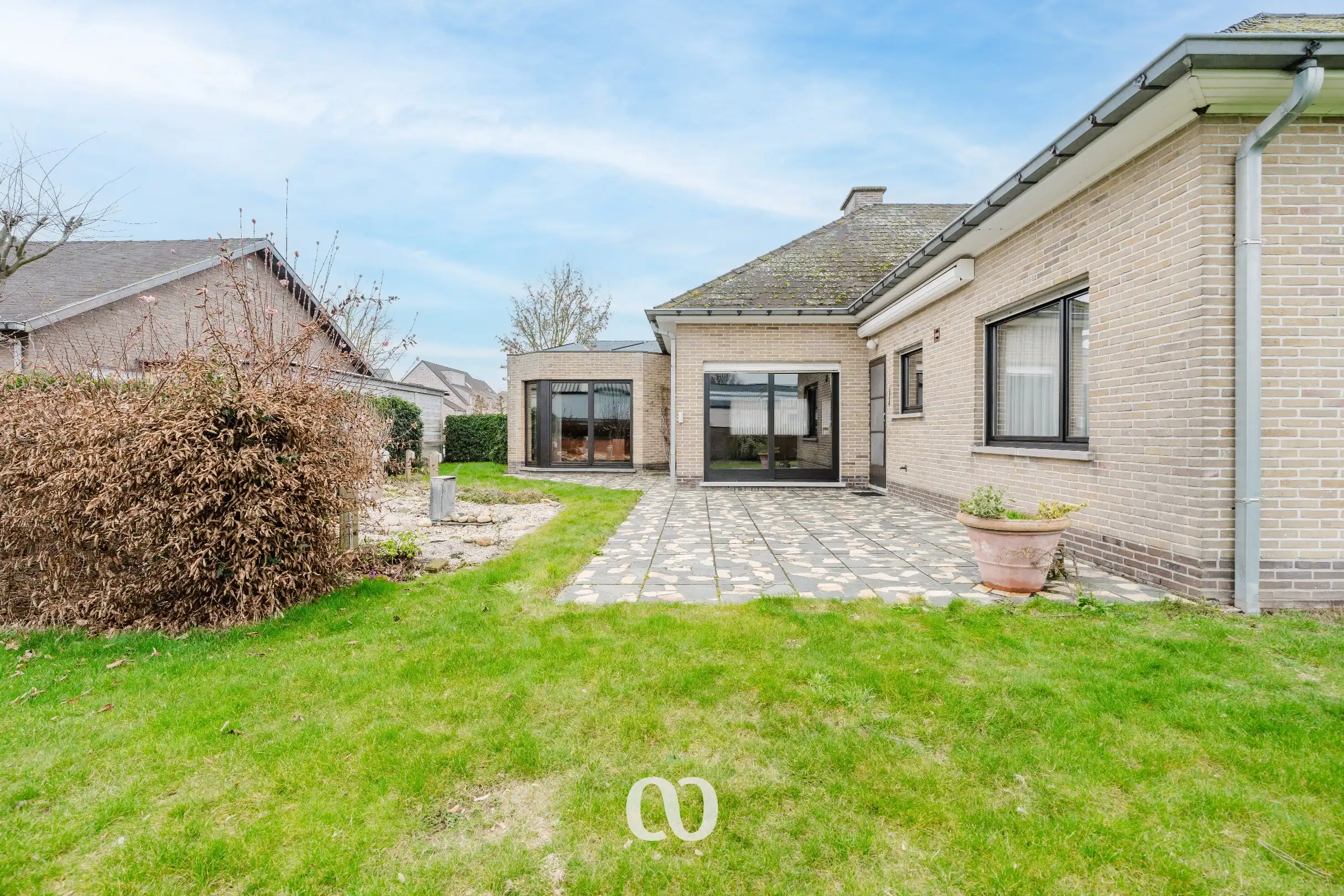 Zeer ruime woning met uitbreidingsmogelijkheden in rustige woonwijk te Kruisem foto 14