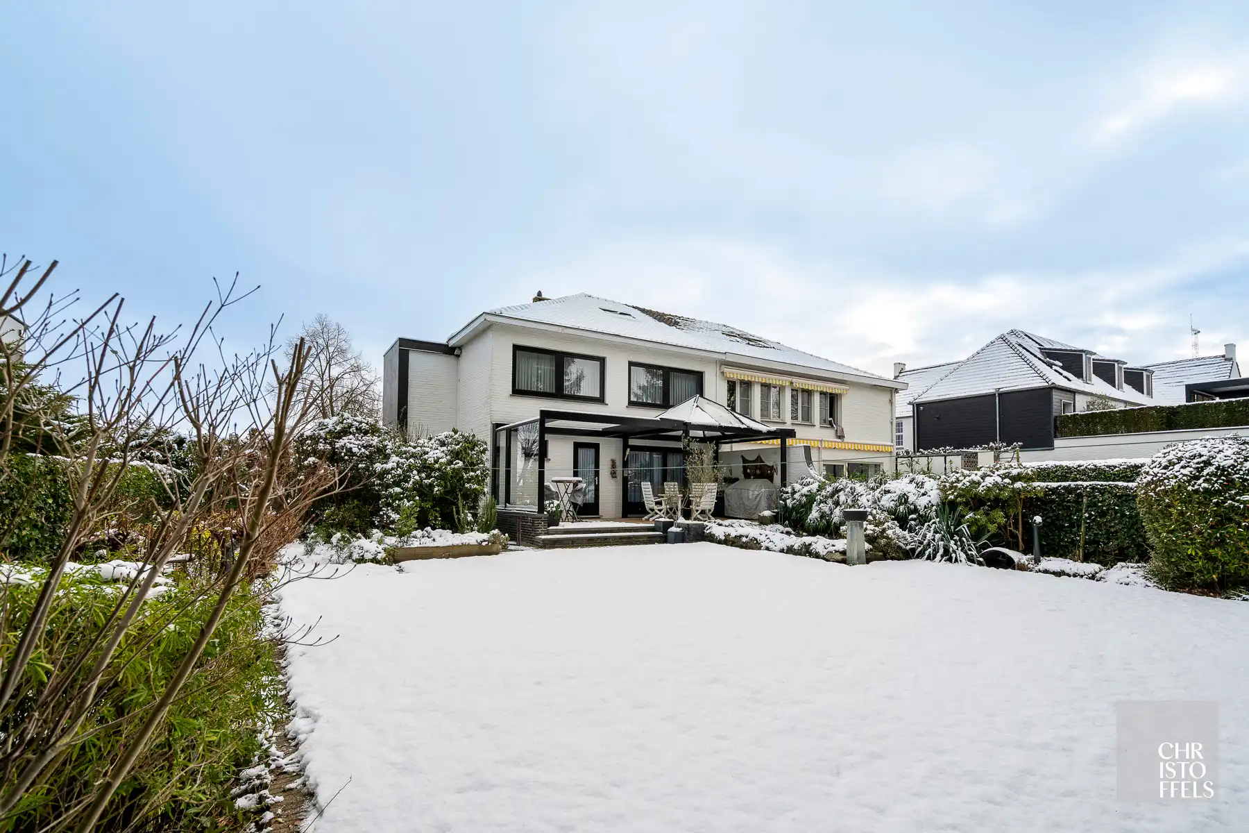 Instapklare woning (195m²) met 4 slaapkamers te Lanaken! foto 16