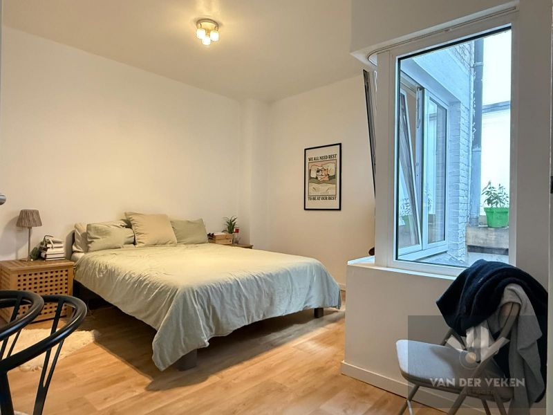 Lichtrijk 3 slpk-appartement in hartje Hasselt foto 9