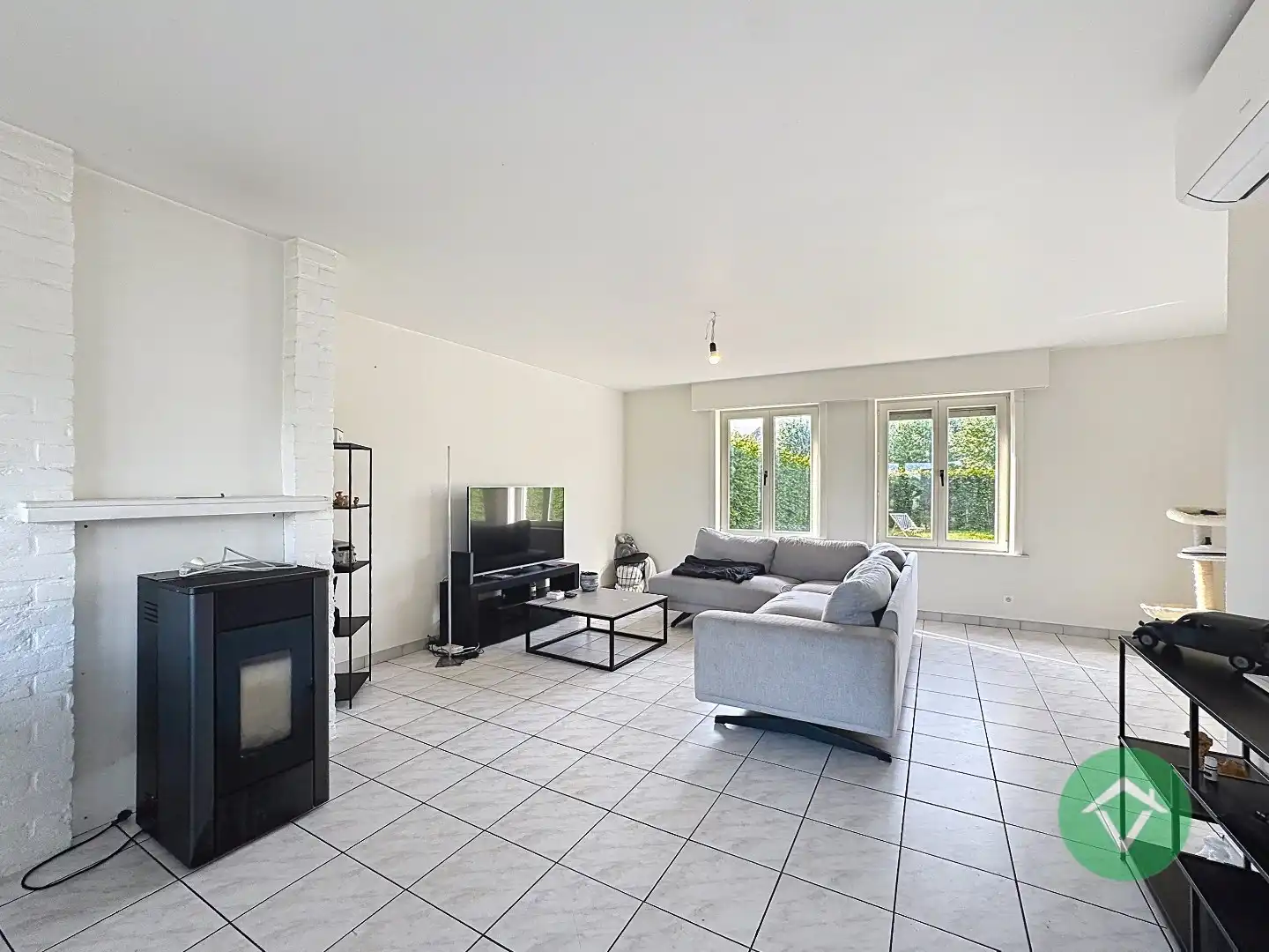 Woning met 3 slaapkamers en garage te Ichtegem  foto 8