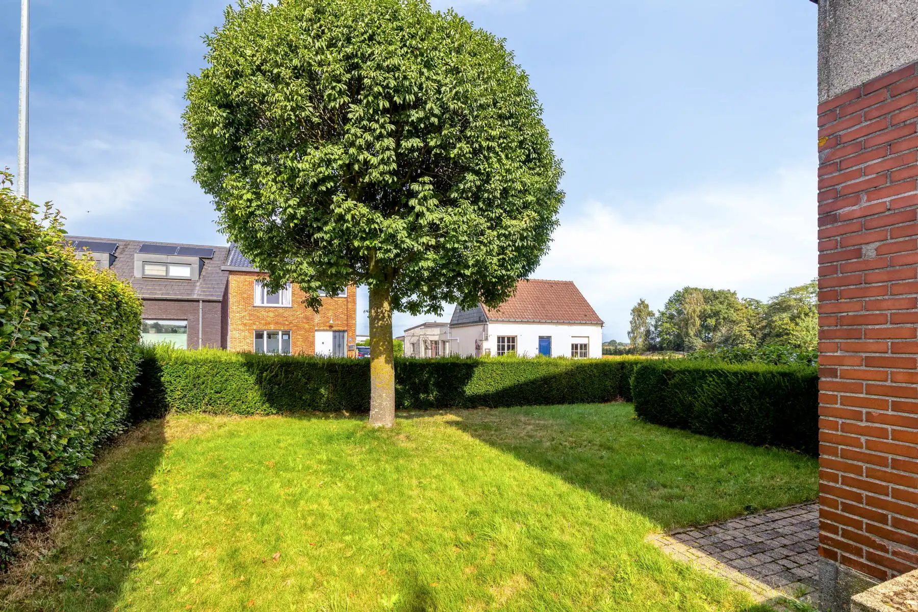 Landelijk gelegen woning in Baardegem met tuin en garage foto 25