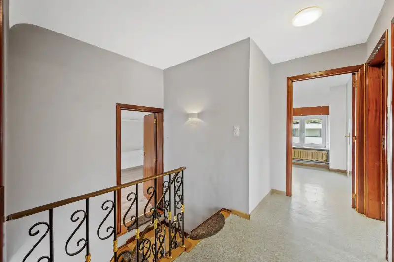 Open bebouwing met 4 slaapkamers. foto 14